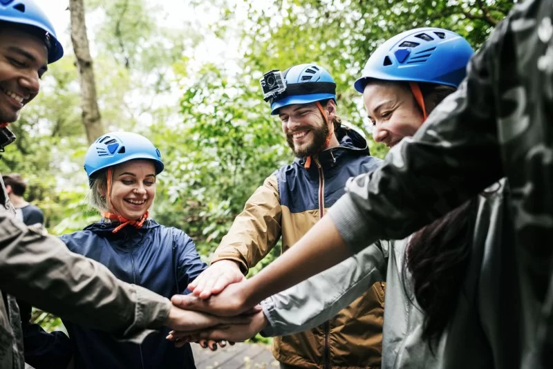 The Benefits of Outdoor Team Building for Conflict Resolution