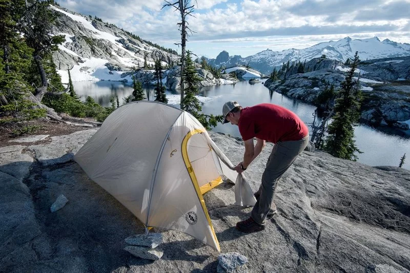 Choosing the Right Backpacking Tent for Extreme Weather