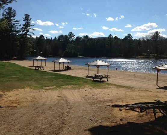 Top Locations for Fishing While Camping on a Lake: Expert Guide