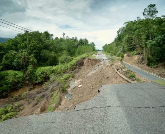 How to Prepare for a Landslide While Camping