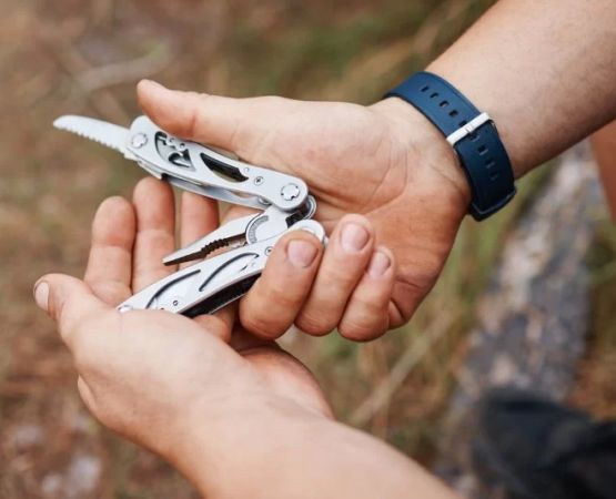 Finding the Best Camping Knives and Multi-Tools