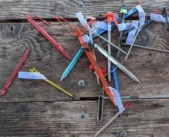 Choosing the Right Tent Stakes for Mixed Terrain – Materials, Design, and Pro Tips