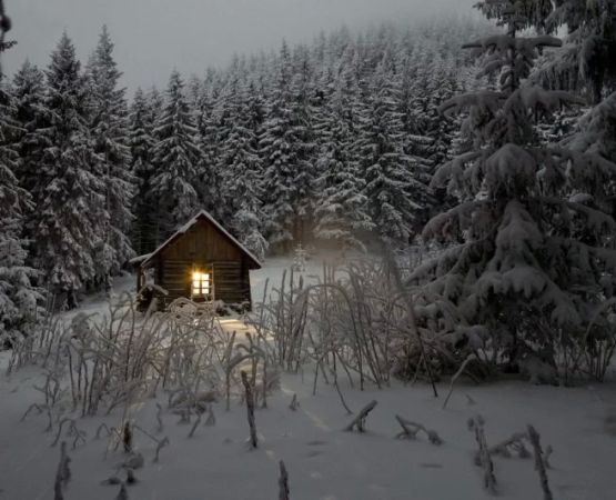 How to Prepare for a Blizzard While Camping