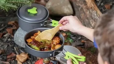 Choosing the Right Backpacking Cookware Set for Solo Trips | Pine Cliff Resort