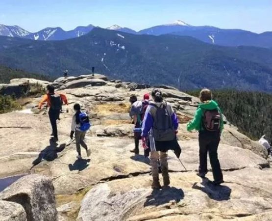 The Benefits of Outdoor Leadership for Building Confidence