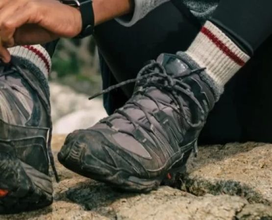 Choosing the Right Hiking Boots: A Comprehensive Buyer's Guide | Pine Cliff Resort