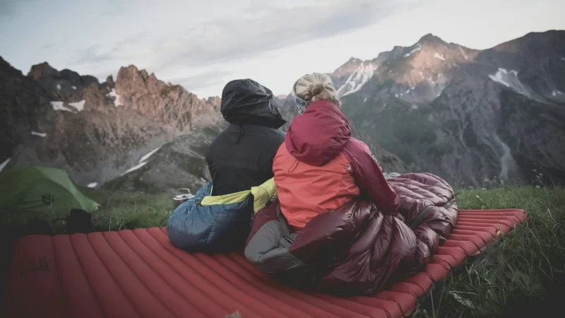 Choosing the Right Sleeping Pad for Three Seasons Camping: A Comprehensive Guide