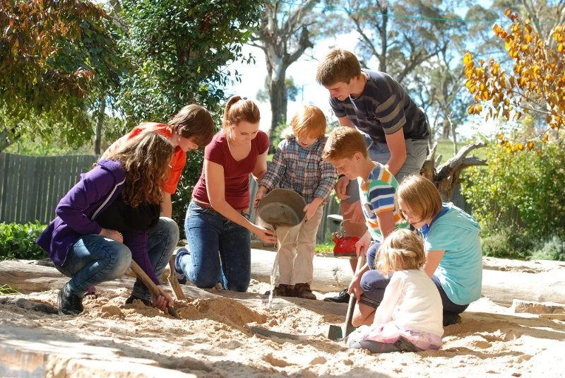 The Benefits of Outdoor Education for Scouts and Youth Groups | Building Character and Skills