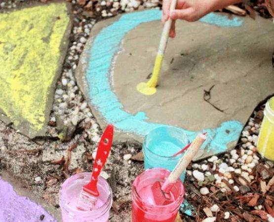 The Benefits of Outdoor Art for Relaxation and Creativity