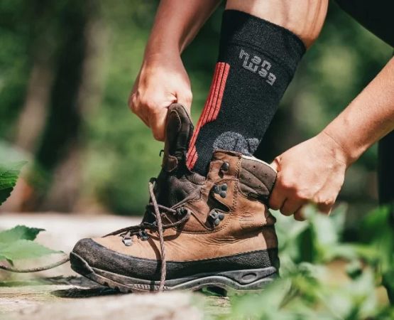 Choosing the Right Hiking Socks for Waterproof Boots