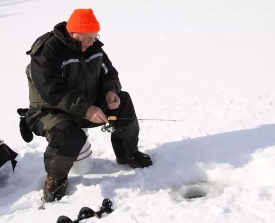 Essential Gear for Ice Fishing Expeditions: What You Really Need
