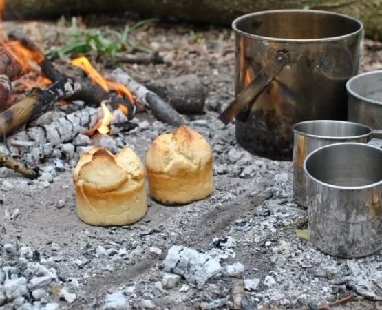 The Best Campfire Bread Bowls with Hearty Stews for Outdoor Cooking