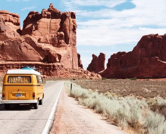 Best Road Trip Routes with Scenic Campgrounds Along the Way in the US