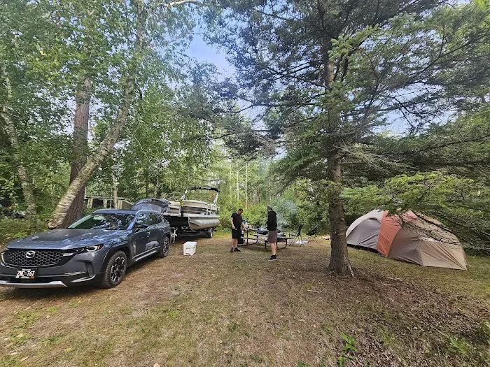 Mantrap Lake Campground Picture 7