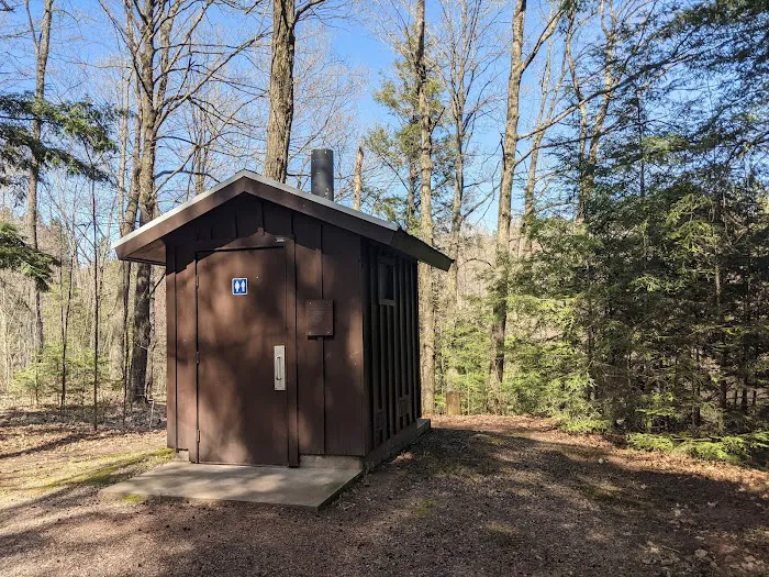 Spearhead Point Campground Picture 5