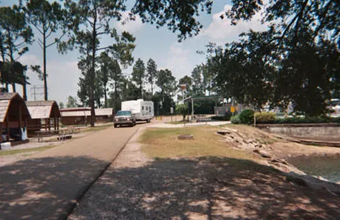 Lafayette KOA Holiday Picture 10