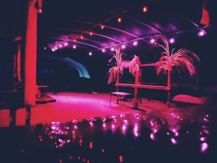 Camp mirage Picture 2