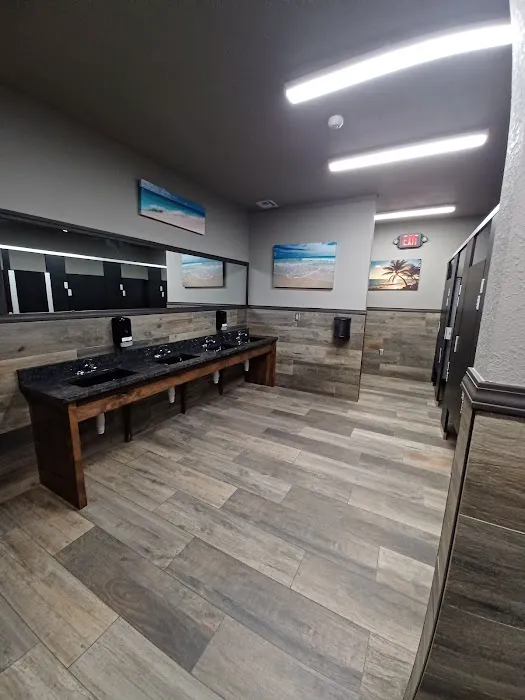 Xtreme RV Resort Picture 8