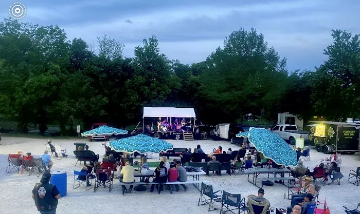 Rivers Bend Family Resort Picture 3