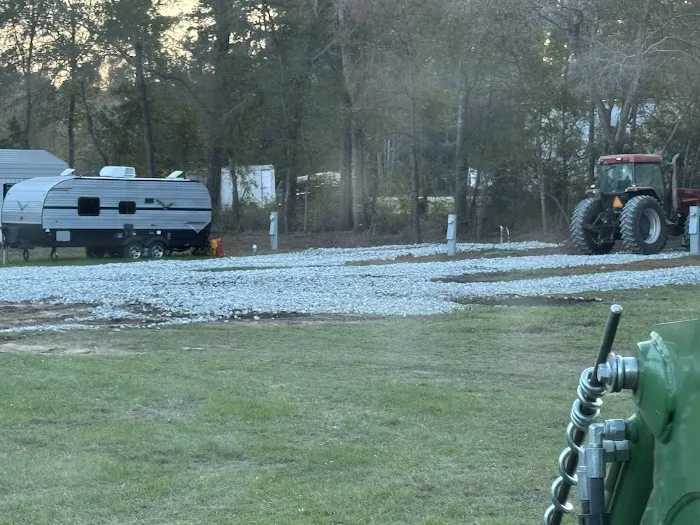 Davy Crockett RV Park Picture 5