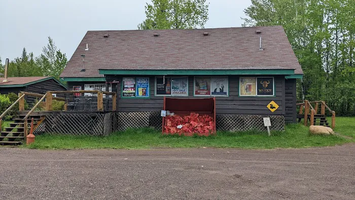 Wildhurst Lodge & Campground Picture 3