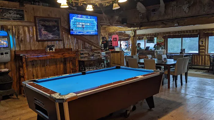 Wildhurst Lodge & Campground Picture 1