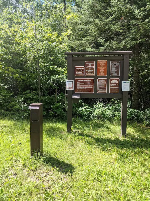 Larson Lake Campground Picture 3