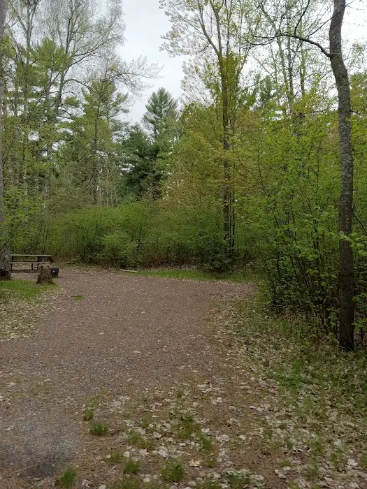 Side Lake Campground Picture 10