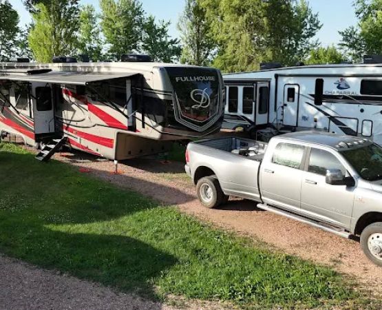 Dakota Sunsets Campground