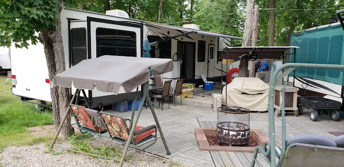 Long Lake Campsite & RV Picture 1