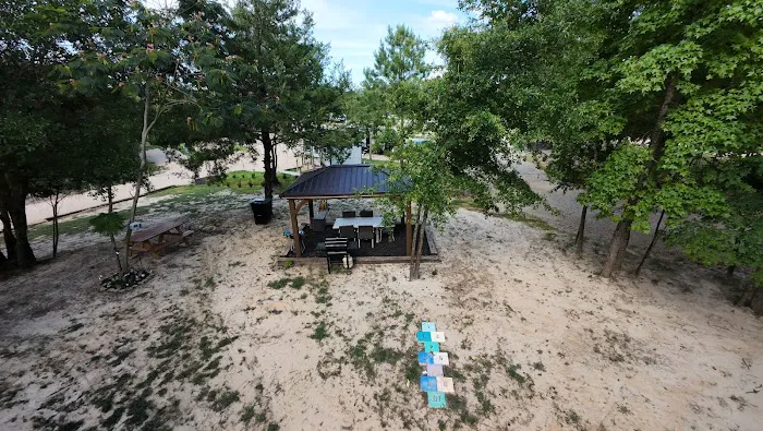 Tyler Camping RV Park Picture 7