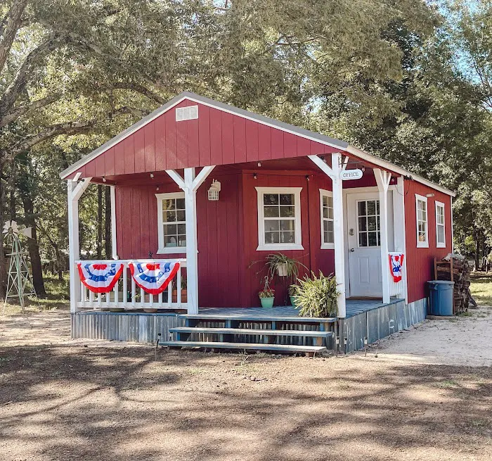 Island View Office Picture 3