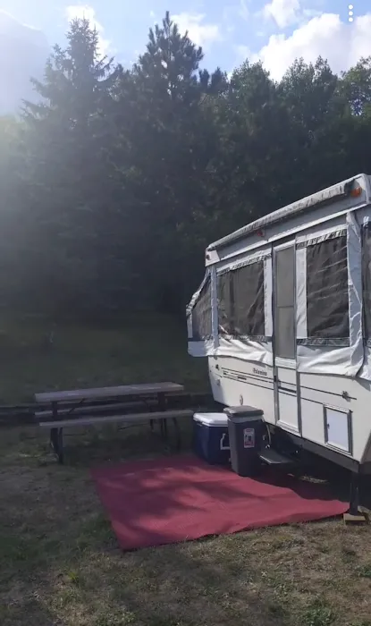 Avay Up Nort Picture 4