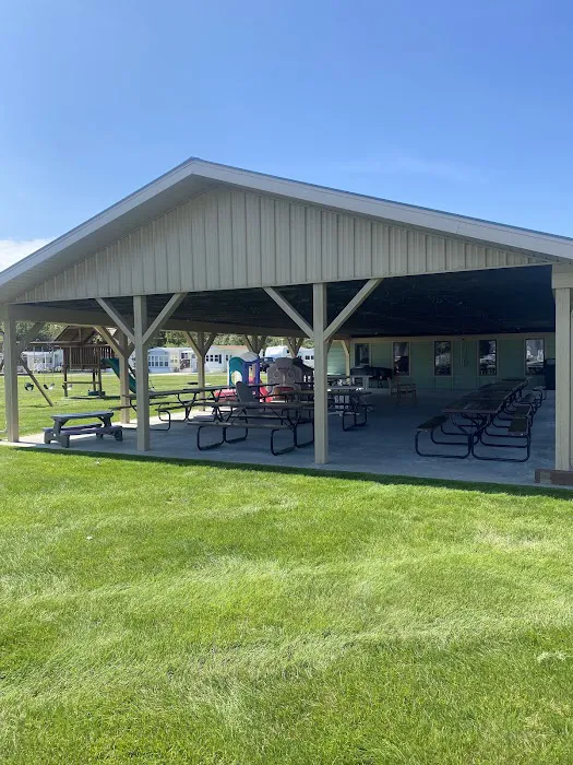 Northport Condo Campground Picture 3