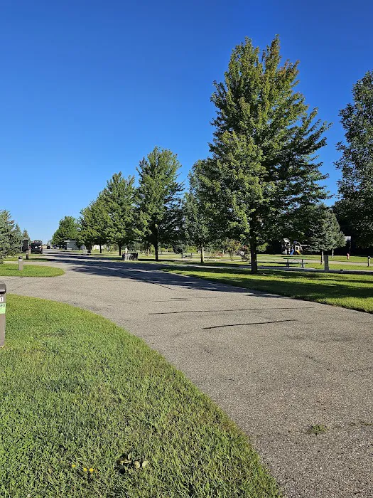 Prairie View RV Park and Campground Picture 3