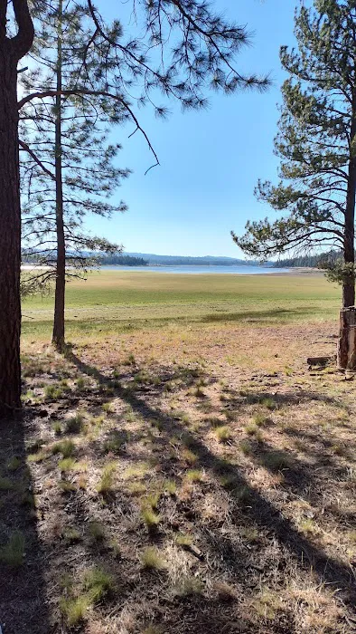 Thompson Reservoir Campground Picture 2