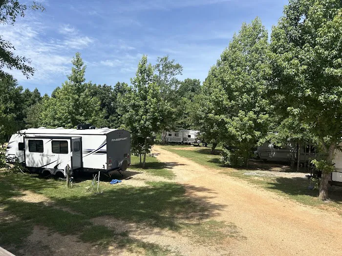 Canton Bend RV Picture 10