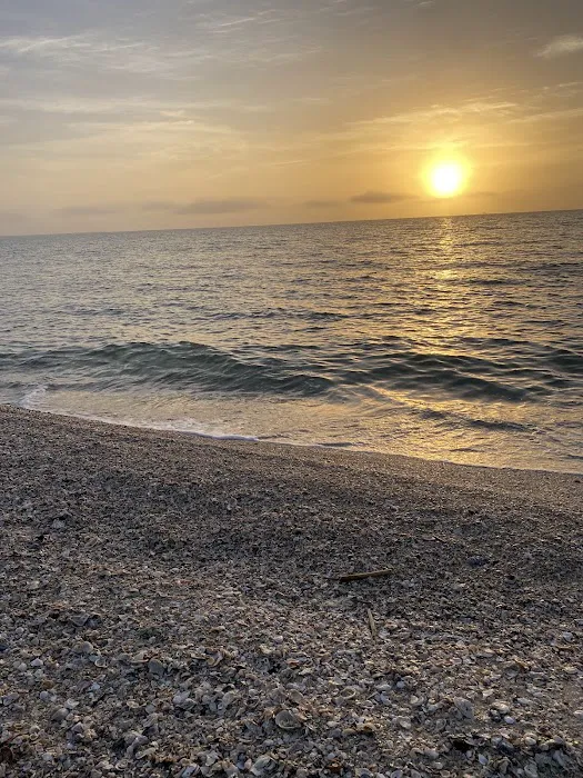 Lola & Ethel’s RV Park Picture 3