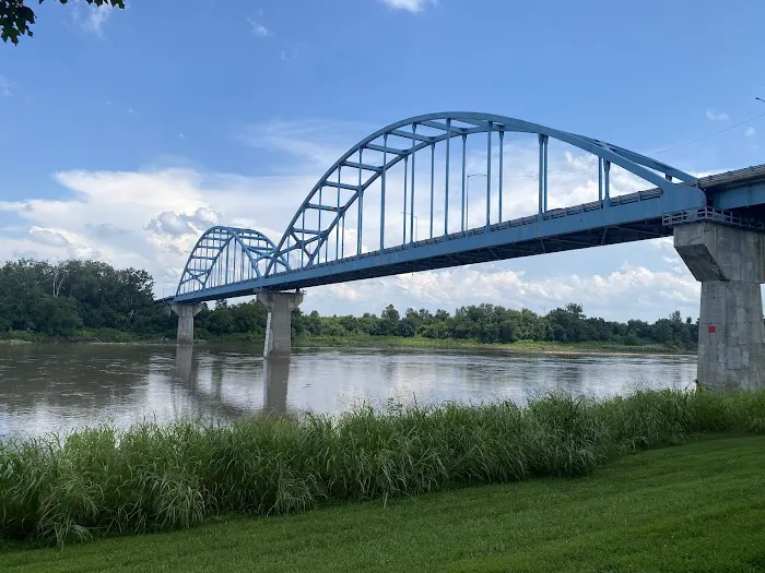 Riverfront Campground Picture 5