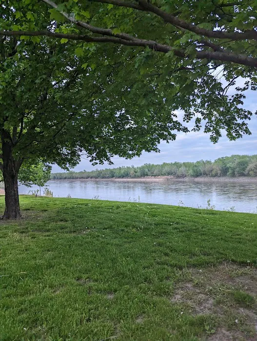 Riverfront Campground Picture 6