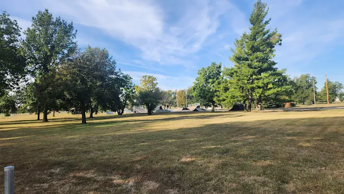 Riverside Park Campground Picture 3