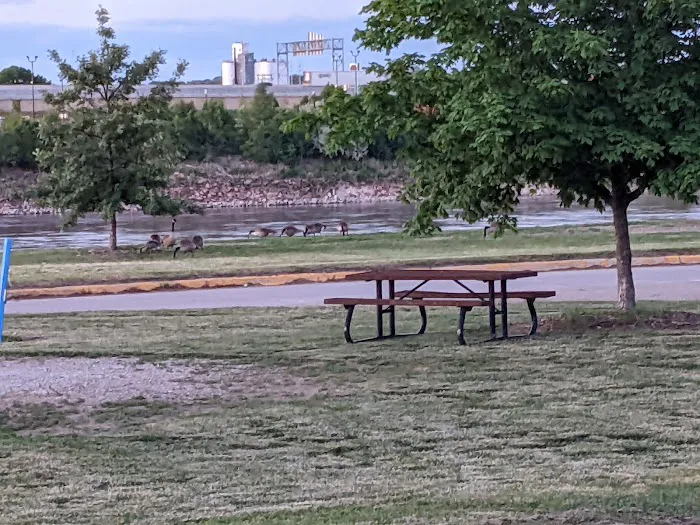 Scenic Park RV Campground Picture 10