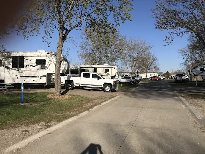 Scenic Park RV Campground Picture 4