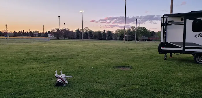 Riverside Park Campground Picture 8