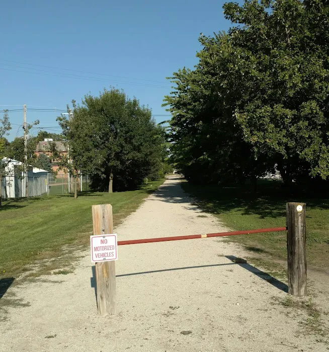 Riverside Park Campground Picture 6