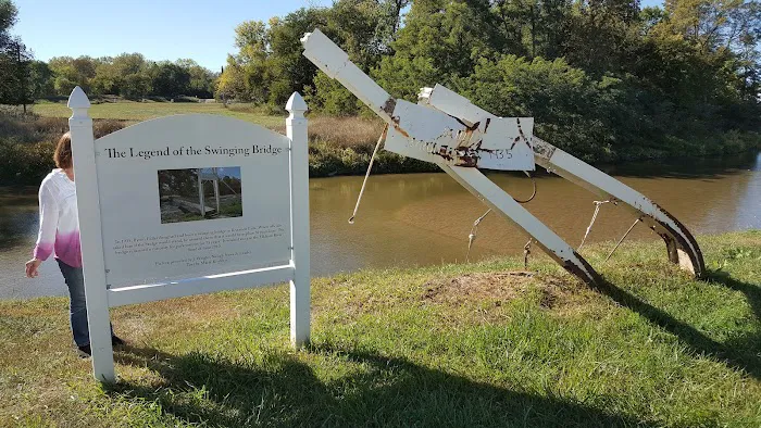 Riverside Park Campground Picture 3