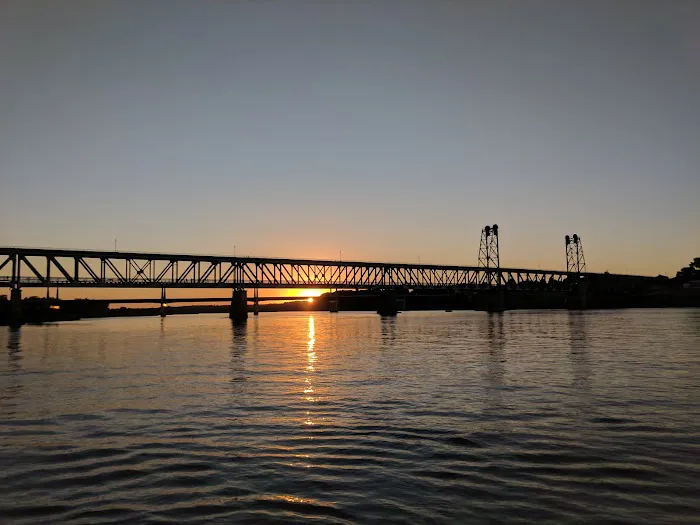 Meridian Bridge RV Resort Picture 1