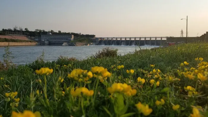 Nebraska Tailwaters Group Campground Picture 2
