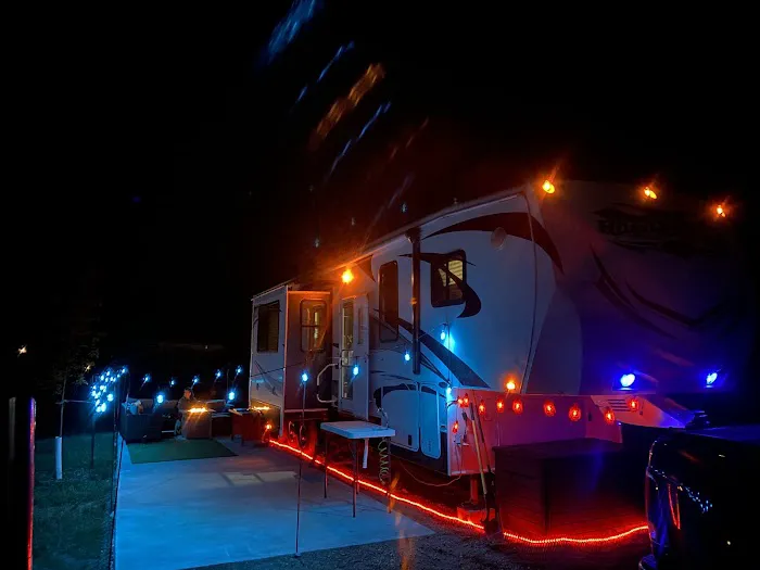 3 Sons RV Park Picture 9