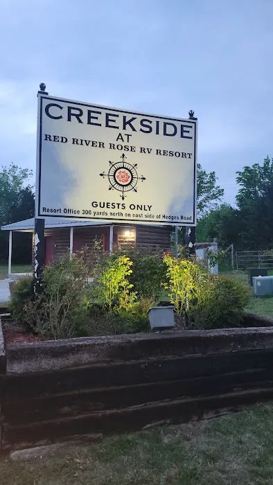 Creekside at Red River Rose RV Resort Picture 6